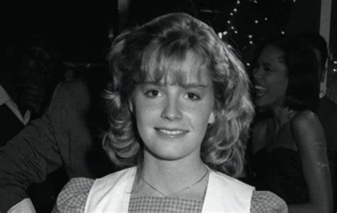 elisabeth shue young|Teen Idol Elisabeth Shue Is 58 Today And Dreams Of